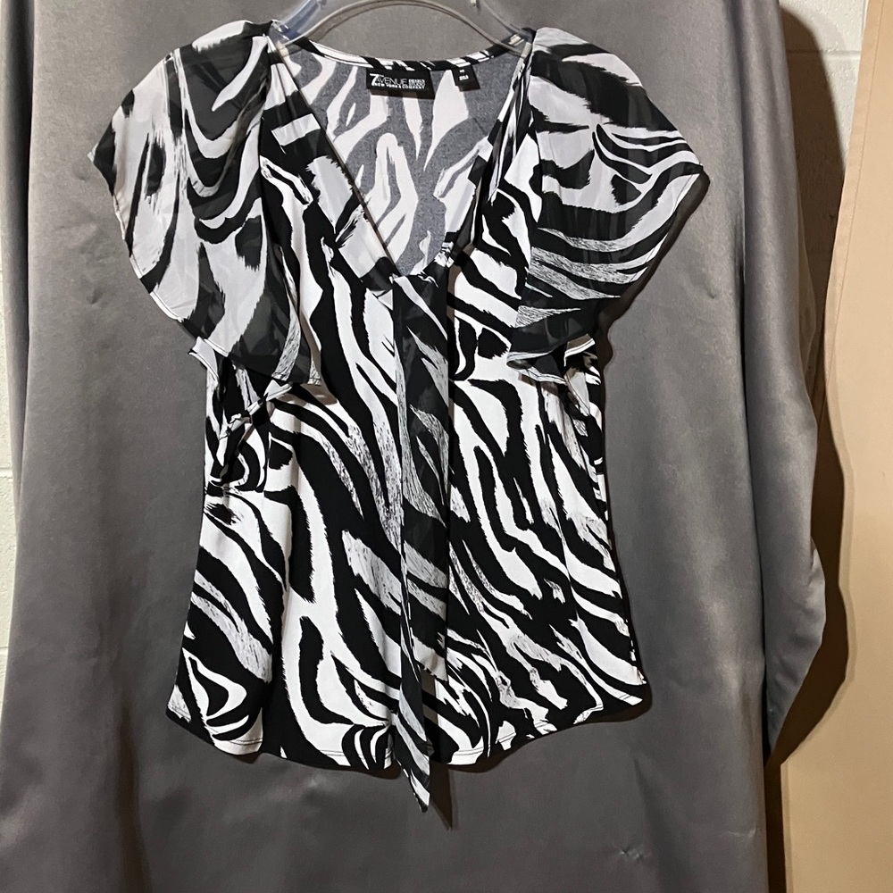 New York & Company Black and White Zebra Blouse